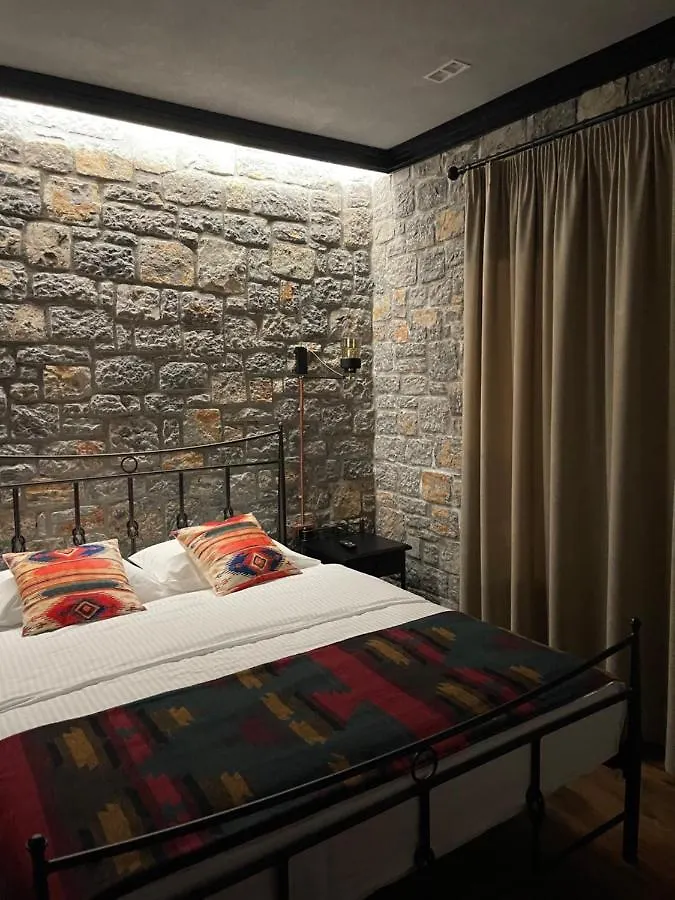 Helga'S Guesthouse Lini 0*,