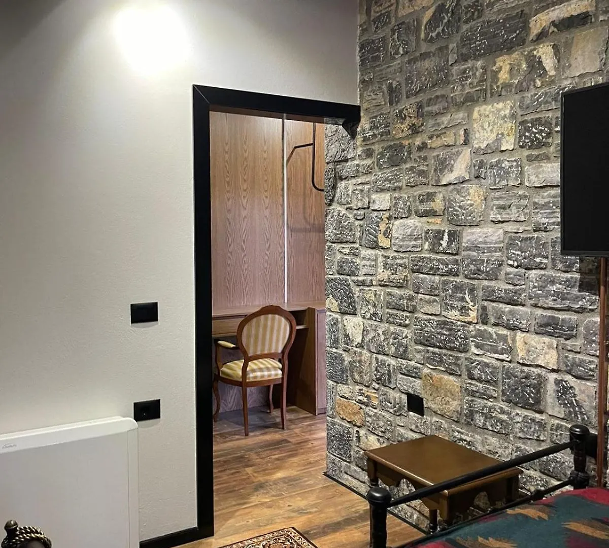 Helga'S Guesthouse Lini Αλβανία