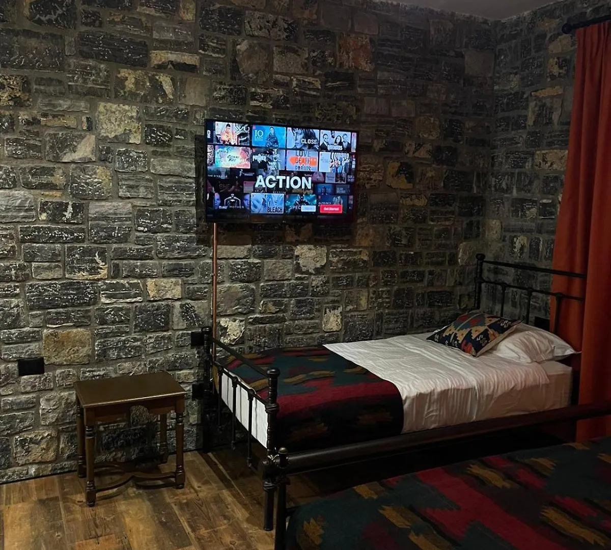 Helga'S Guesthouse Lini