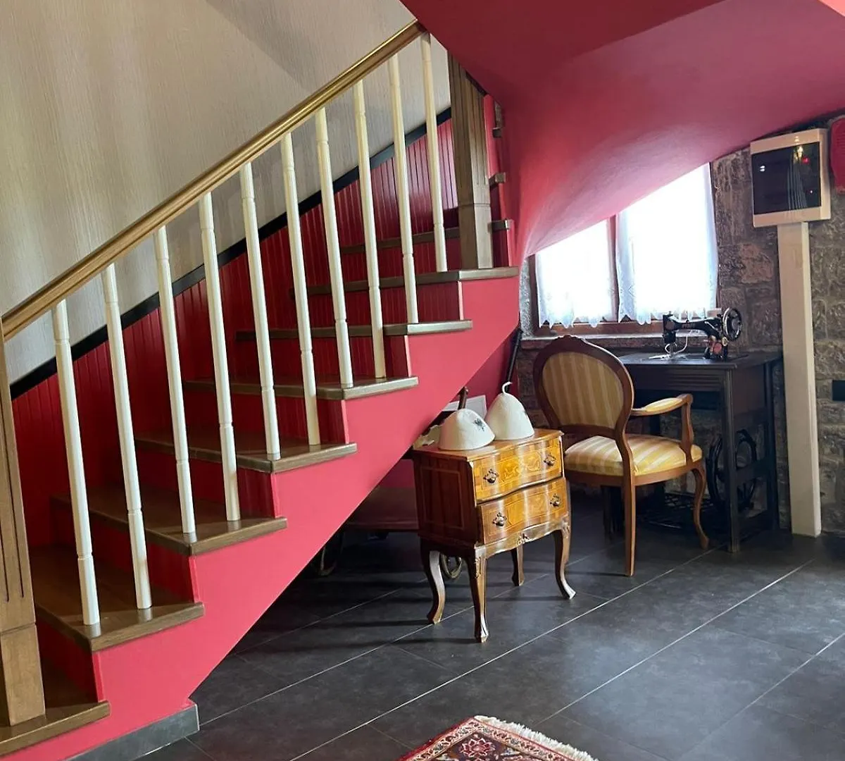 Helga'S Guesthouse Lini 0*,