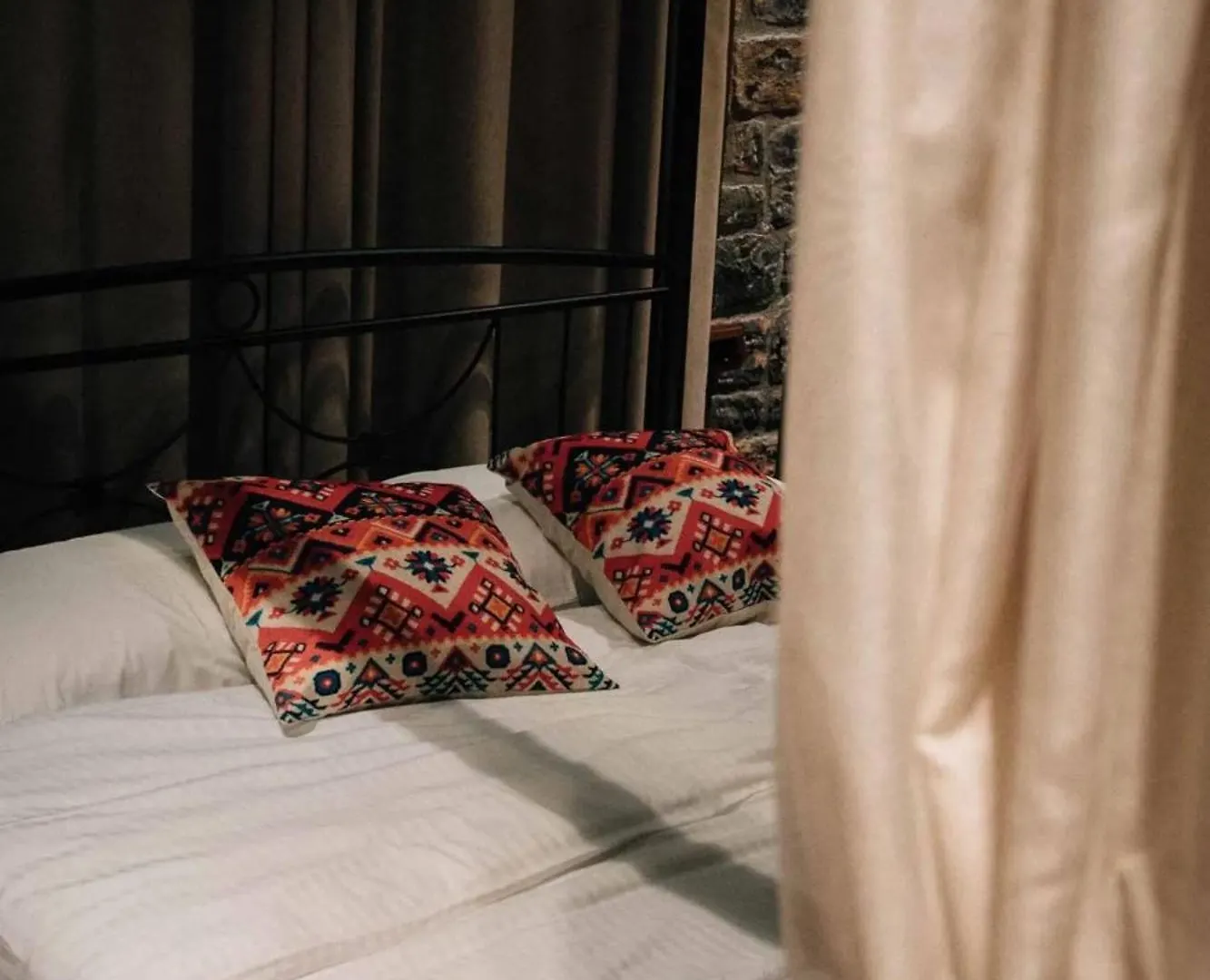 Helga'S Guesthouse Lini
