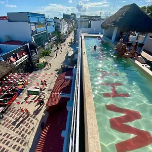 Why Not Rooftop Party Auberge de jeunesse Playa del Carmen